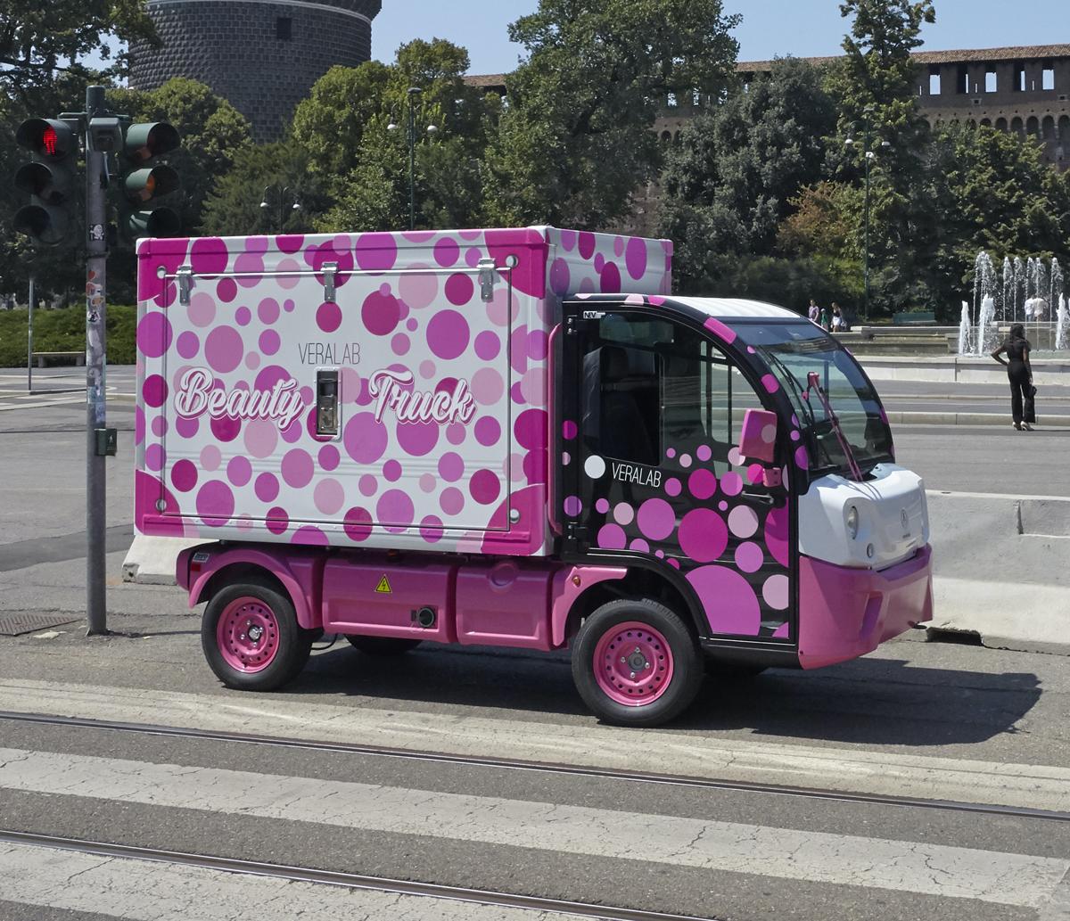 VeraLab Beauty Truck VeraLab Beauty Truck