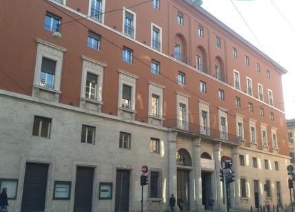 Via Botteghe Oscure: leggenda del palazzo costruito con l'oro di Mussolini