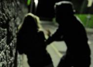 Milano, due minorenni pedinate in monopattino e violentate: arrestato un 19enne