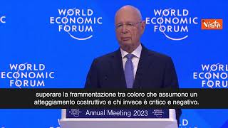 Schwab a Davos: "Per le prossime sfide servirà creatività e cooperazione"