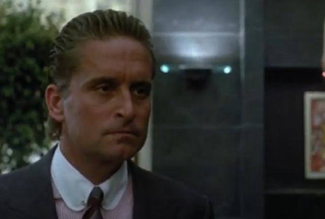 Michael Douglas nel film di Oliver Stone "Wall Street" interpreta Gordon Gekko, lo spregiudicato banchiere Michael Douglas nel film di Oliver Stone "Wall Street" interpreta Gordon Gekko, lo spregiudicato banchiere