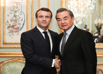 Ucraina, Wang Yi incontra Macron. L'obiettivo comune è la pace