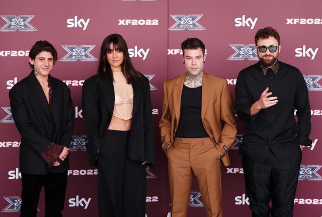 Fedez, Ambra Angiolini, Dargen D’Amico, Rkomi (foto Lapresse) Fedez, Ambra Angiolini, Dargen D’Amico, Rkomi (foto Lapresse)