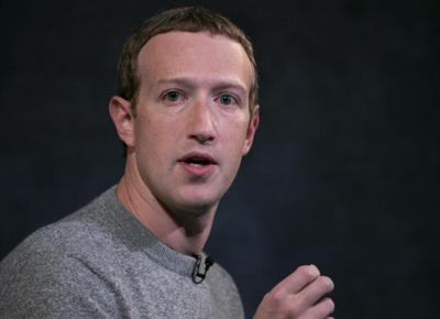 Zuckerberg occhiali iphone