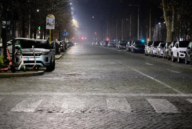 Roma al buio Roma al buio