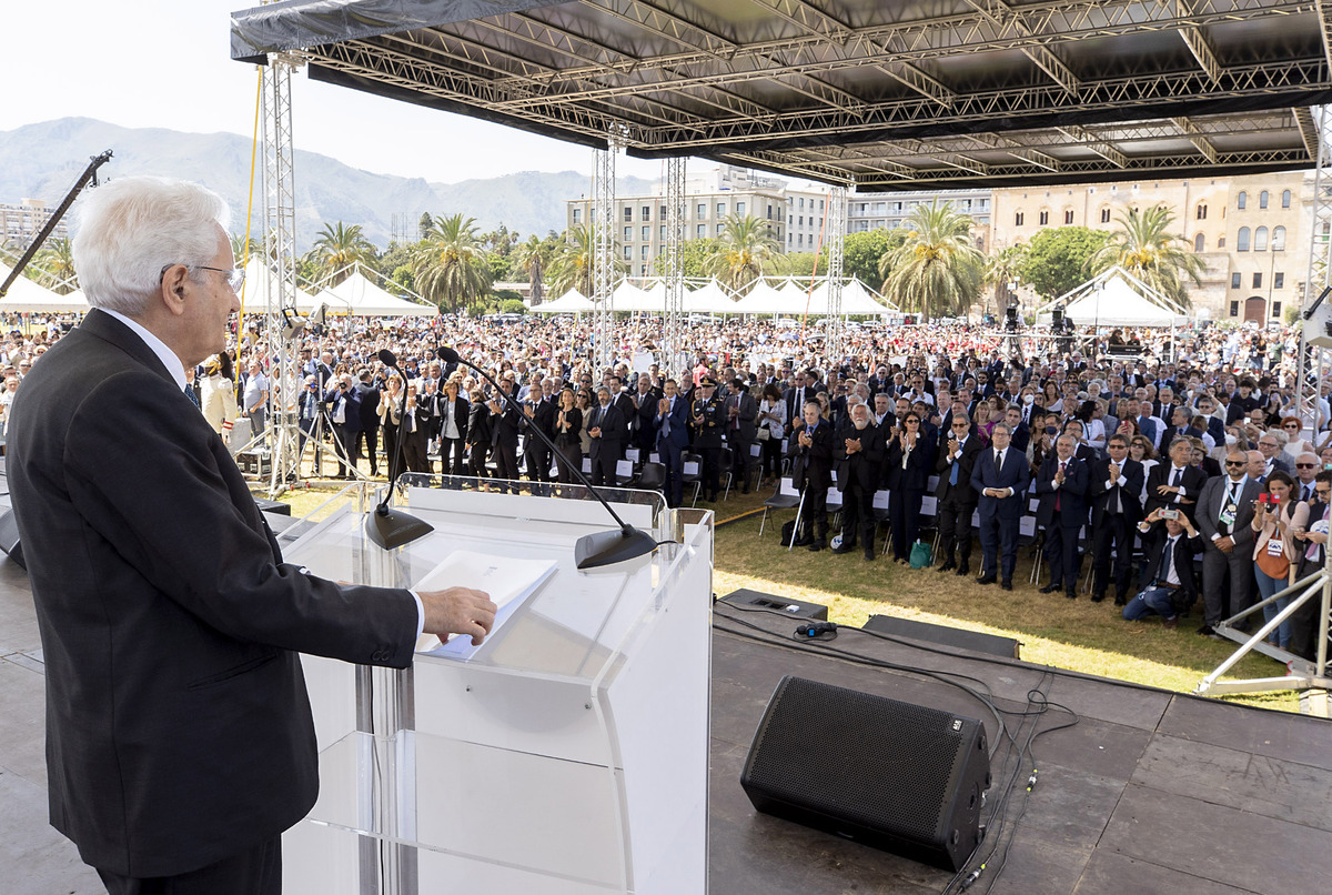 Mattarella a Palermo ricorda Falcone e la strage di Capaci Mattarella a Palermo ricorda Falcone e la strage di Capaci