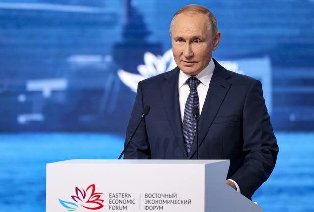 Russia, il Presidente Vladimir Putin al Forum economico orientale a Vladivostok Russia, il Presidente Vladimir Putin al Forum economico orientale a Vladivostok