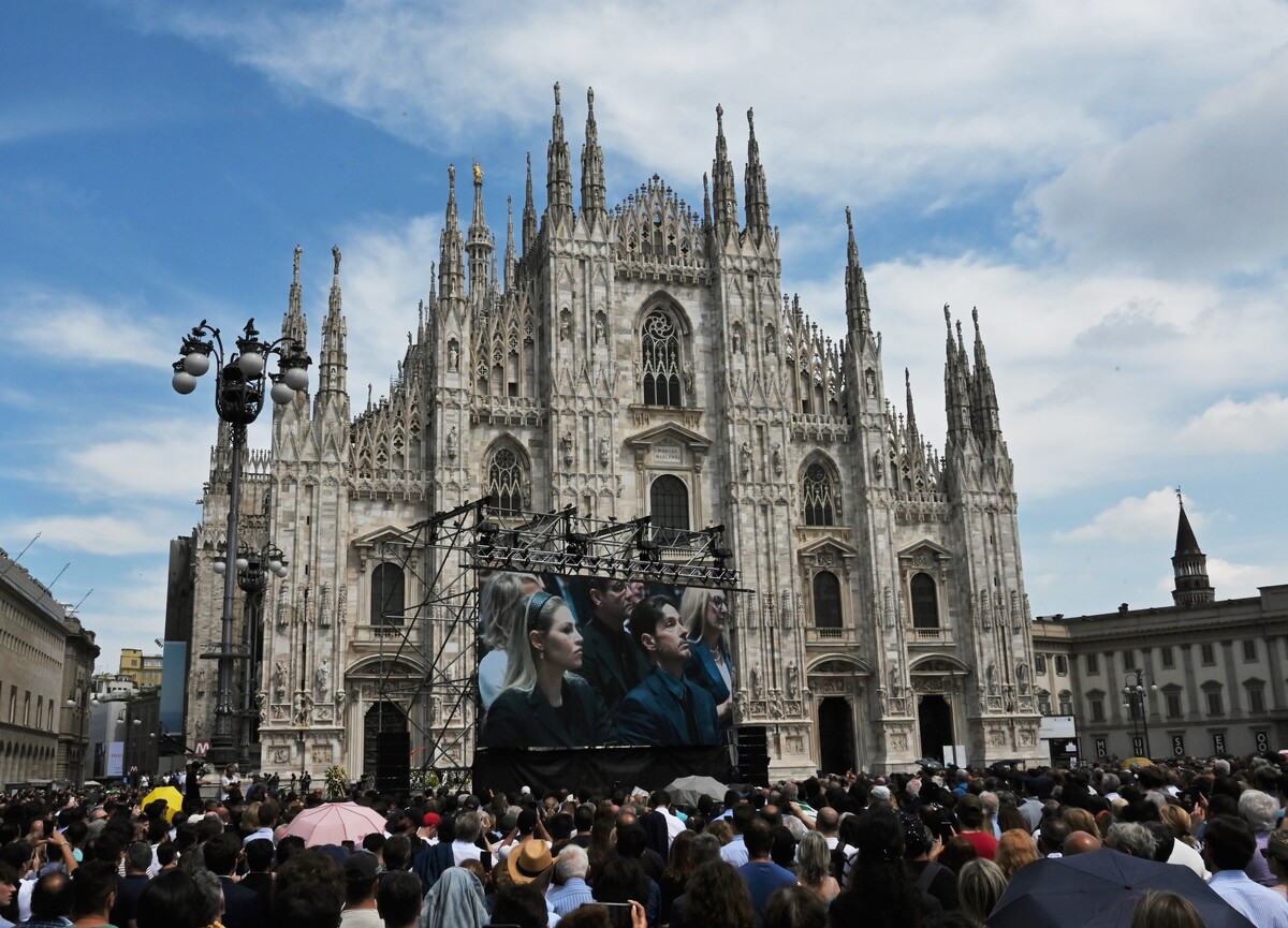 Silvio Berlusconi un ricordo e saluto indelebile a Milano. 2023 Credit photo Nick Zonna Silvio Berlusconi un ricordo e saluto indelebile a Milano. 2023 Credit photo Nick Zonna