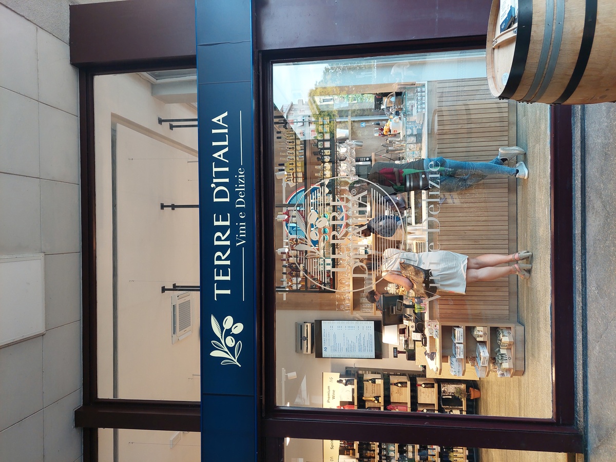 Carrefour, inaugurato a Milano il flagship store "Terre d'Italia"