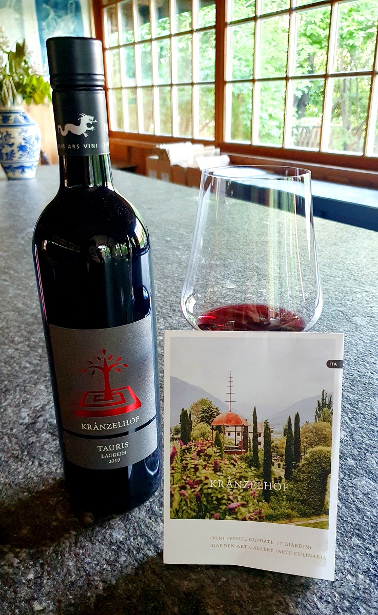 I vini della tenuta Kränzelhof a Cermes (Merano) I vini della tenuta Kränzelhof a Cermes (Merano)