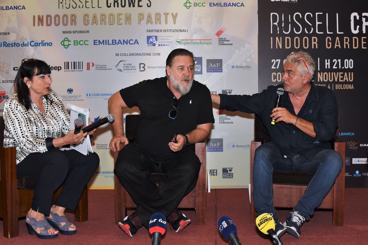 Russell Crowe premio Oscar anche nella solidarietà a Bologna. 2023 Credit photo Nick Zonna Russell Crowe premio Oscar anche nella solidarietà a Bologna. 2023 Credit photo Nick Zonna