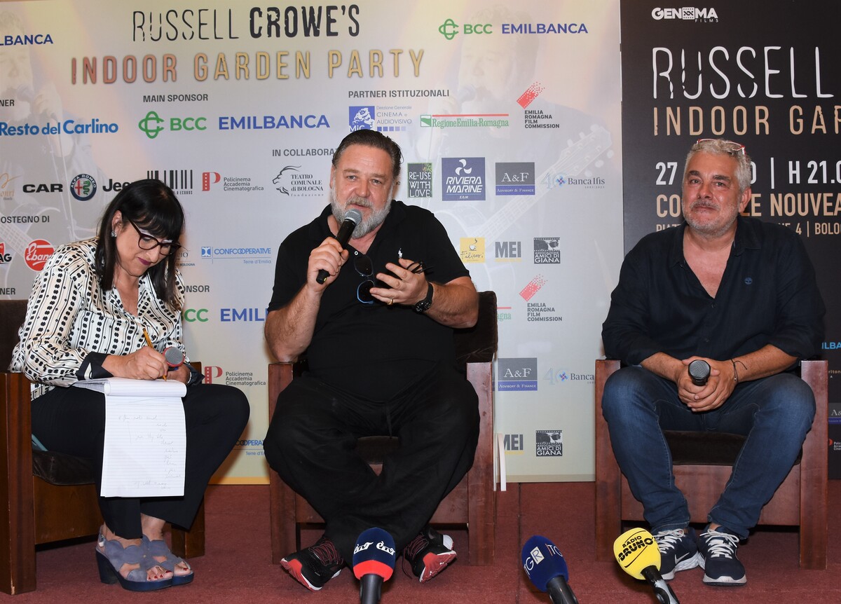 Russell Crowe premio Oscar anche nella solidarietà a Bologna. 2023 Credit photo Nick Zonna Russell Crowe premio Oscar anche nella solidarietà a Bologna. 2023 Credit photo Nick Zonna