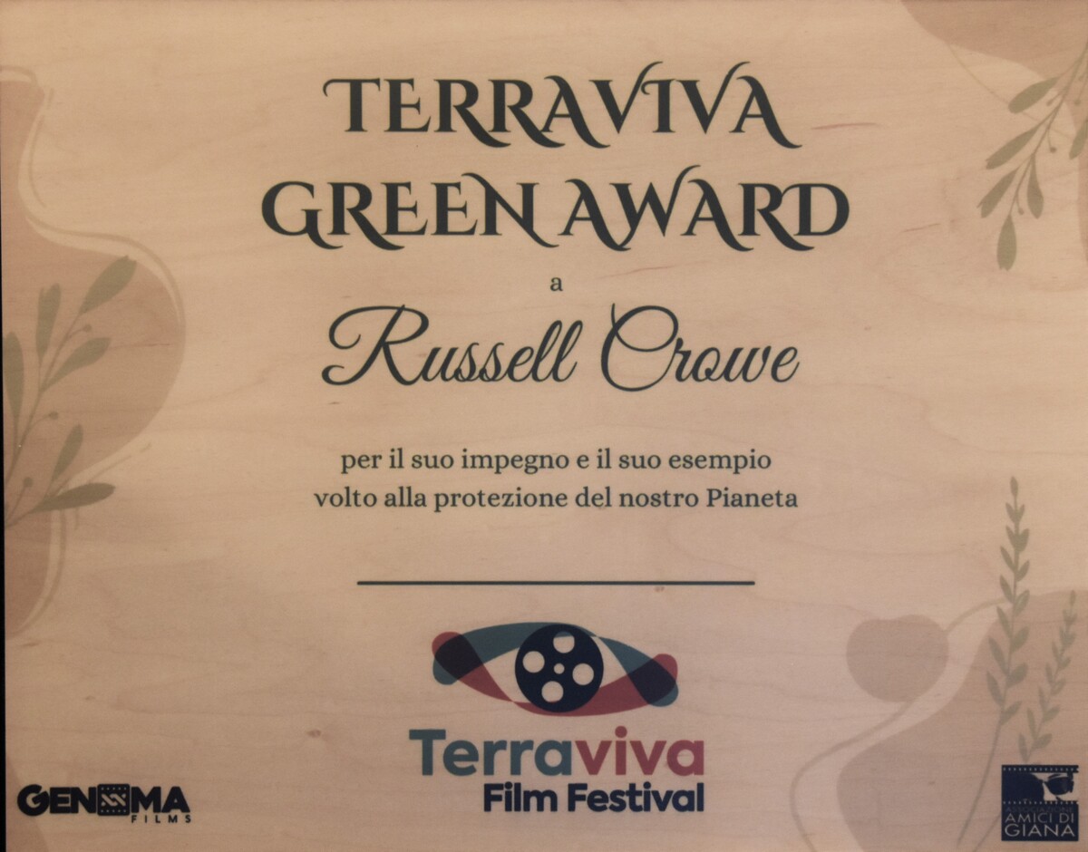 Russell Crowe premio Oscar anche nella solidarietà a Bologna. 2023 Credit photo Nick Zonna Russell Crowe premio Oscar anche nella solidarietà a Bologna. 2023 Credit photo Nick Zonna