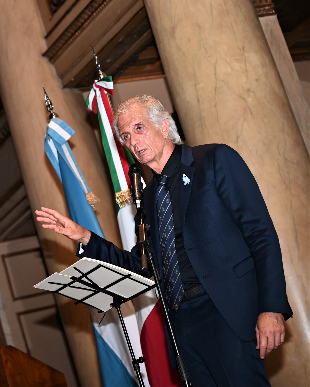 Massimiliano Finazzer Flory premio alla cultura letteraria Argentina. 2023 Credit photo Nick Zonna Massimiliano Finazzer Flory premio alla cultura letteraria Argentina. 2023 Credit photo Nick Zonna