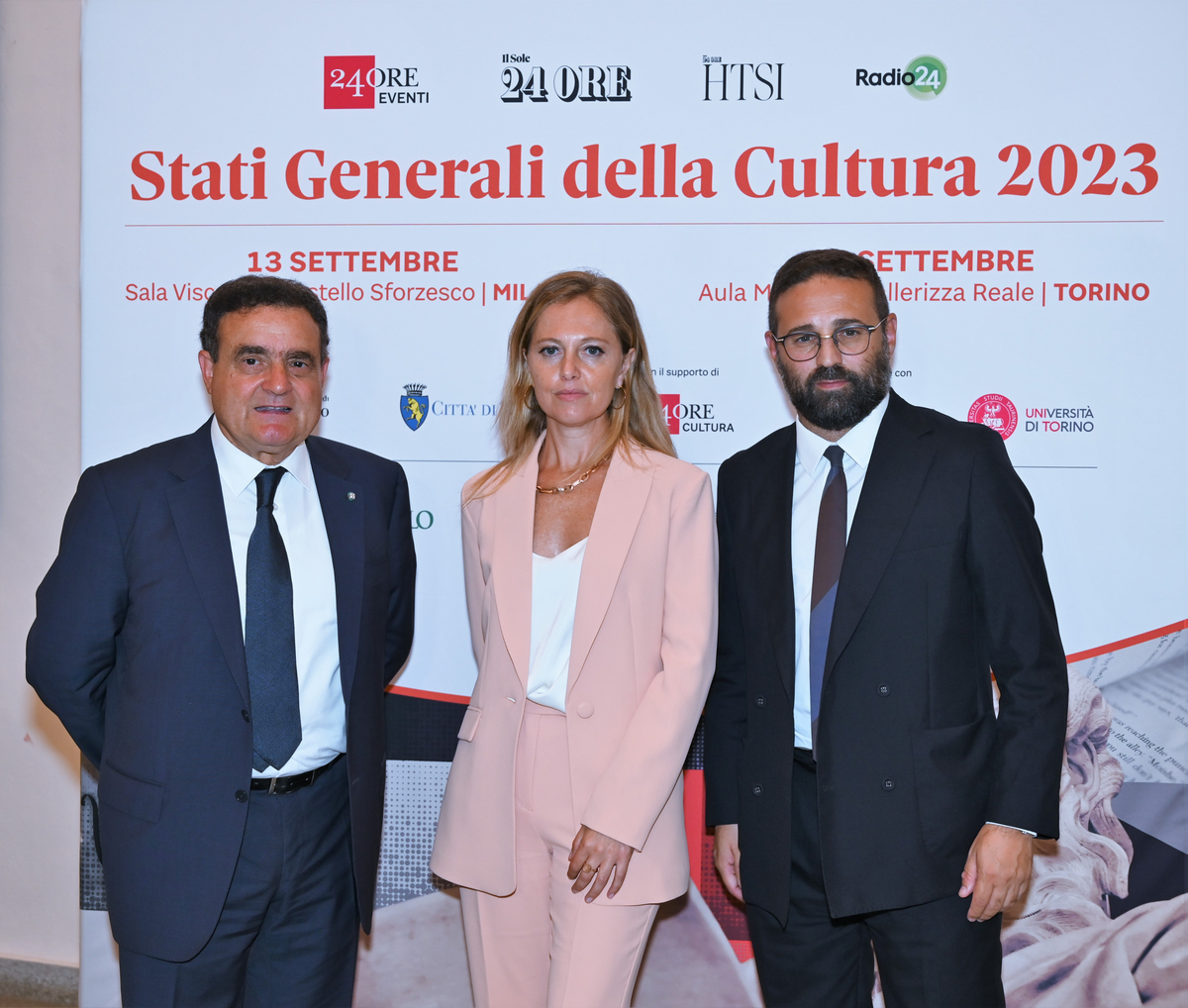 Giuseppe De Bellis, Direttore SKY TG 24, Federica Tremolada, Managing Director Southern & Eastern Europe Spotify, Franco Siddi, Presidente Confindustria RadioTv. Moderano Andrea Biondi, Giornalista Il Sole 24 Ore, Marta Cagnola, Giornalista e conduttrice Radio 24. Foto: Nick Zonna Giuseppe De Bellis, Direttore SKY TG 24, Federica Tremolada, Managing Director Southern & Eastern Europe Spotify, Franco Siddi, Presidente Confindustria RadioTv. Moderano Andrea Biondi, Giornalista Il Sole 24 Ore, Marta Cagnola, Giornalista e conduttrice Radio 24. Foto: Nick Zonna