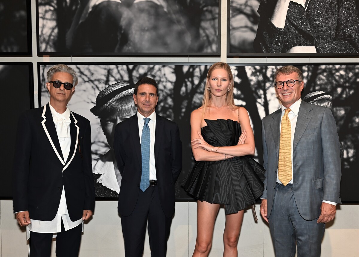 Una grande mostra al femminile apre la settimana della MFW a Milano. Foto: Nick Zonna Una grande mostra al femminile apre la settimana della MFW a Milano. Foto: Nick Zonna