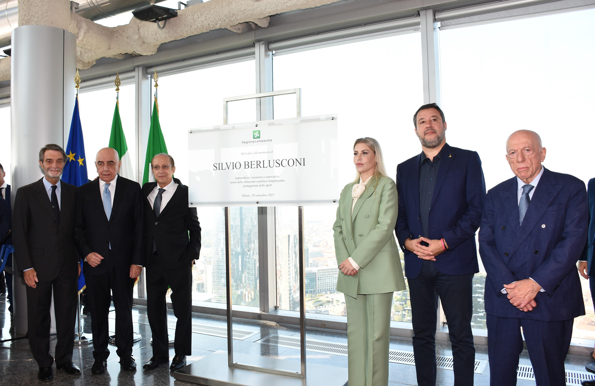Silvio Berlusconi un ricordo indelebile per la Lombardia e Milano. Foto: Nick Zonna