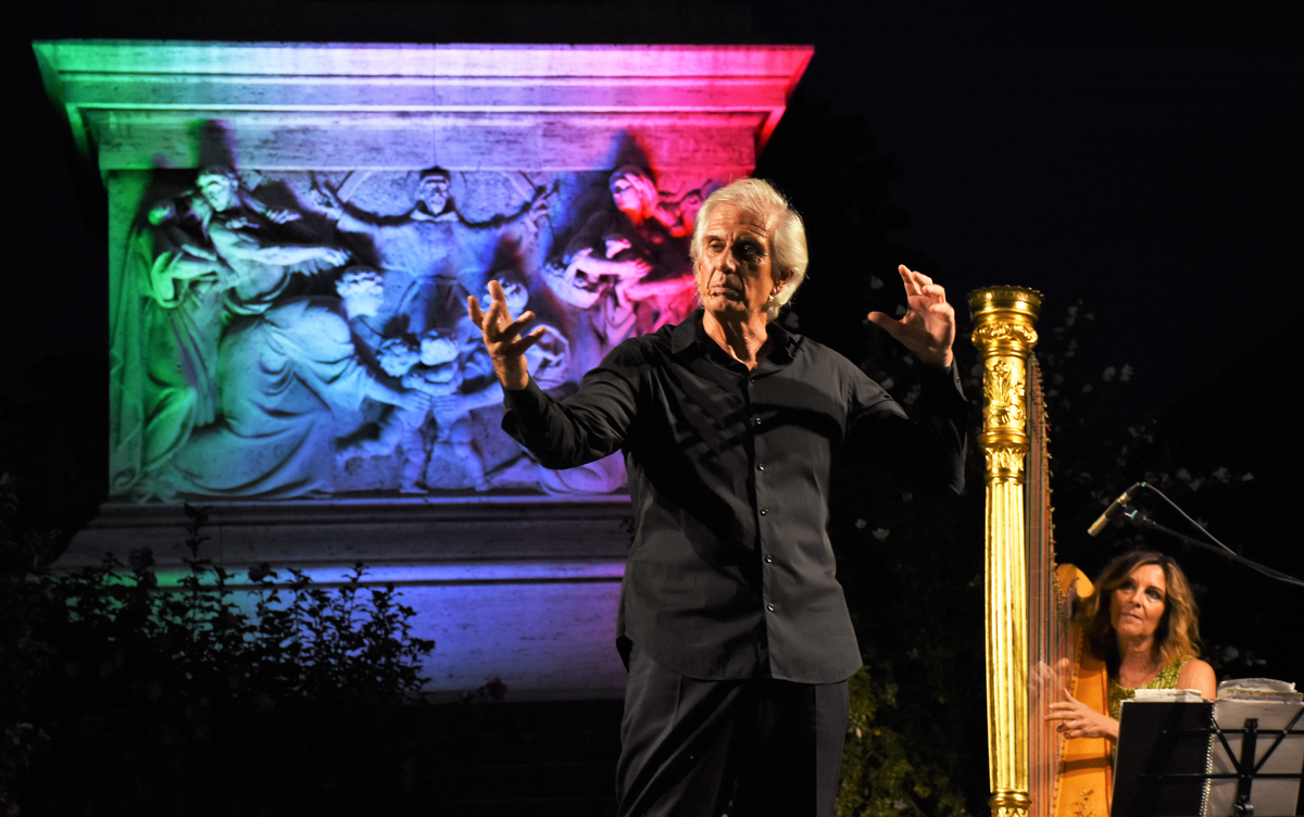 Ricordo di San Francesco patrono d’Italia in Piazza Risorgimento a Milano. Foto: Nick Zonna Ricordo di San Francesco patrono d’Italia in Piazza Risorgimento a Milano. Foto: Nick Zonna