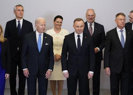 Biden a Varsavia: "La guerra è una scelta di Putin, difenderemo la democrazia"
