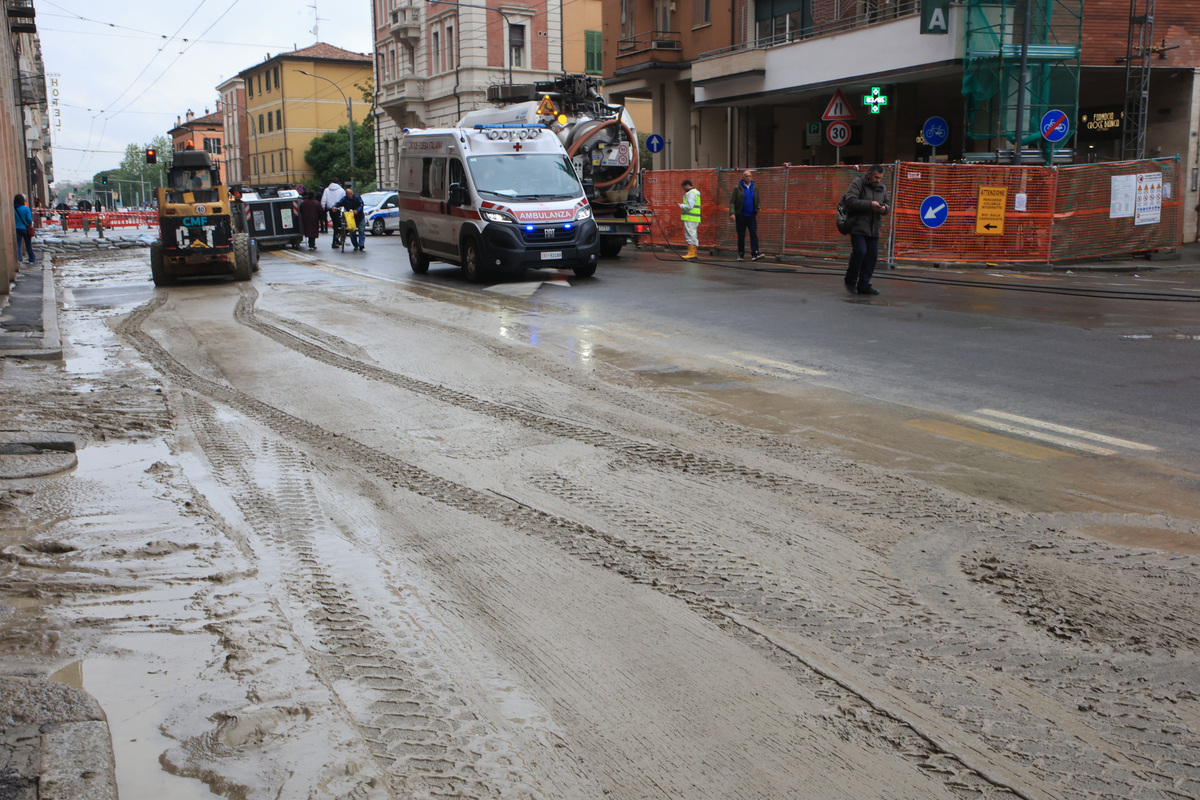 Bologna, i danni per il maltempo Bologna, i danni per il maltempo