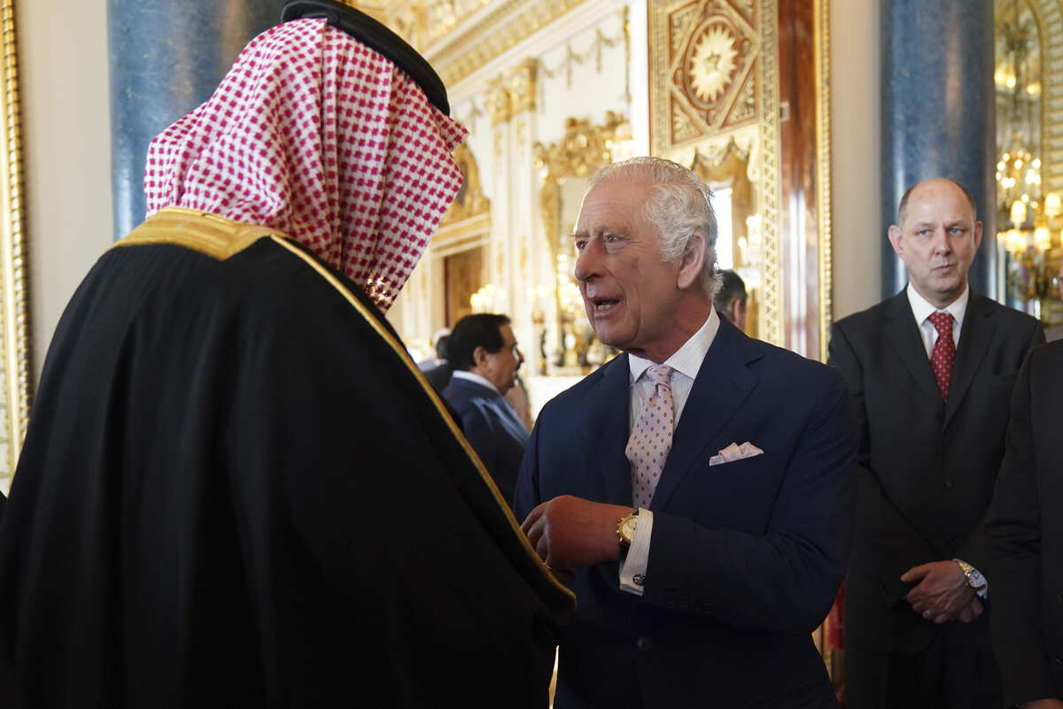 Gli invitati all’incoronazione di Re Carlo partecipano al ricevimento a Buckingham Palace Gli invitati all’incoronazione di Re Carlo partecipano al ricevimento a Buckingham Palace