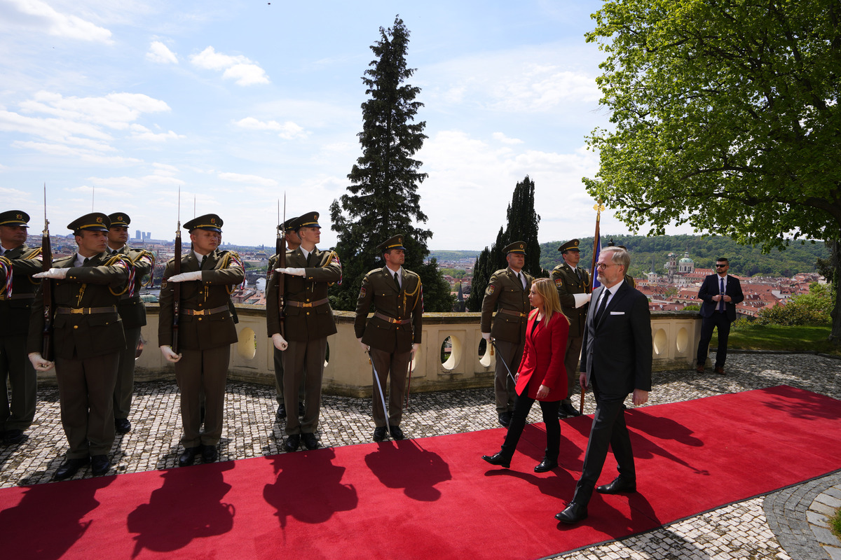 La Presidente Giorgia Meloni a Praga La Presidente Giorgia Meloni a Praga