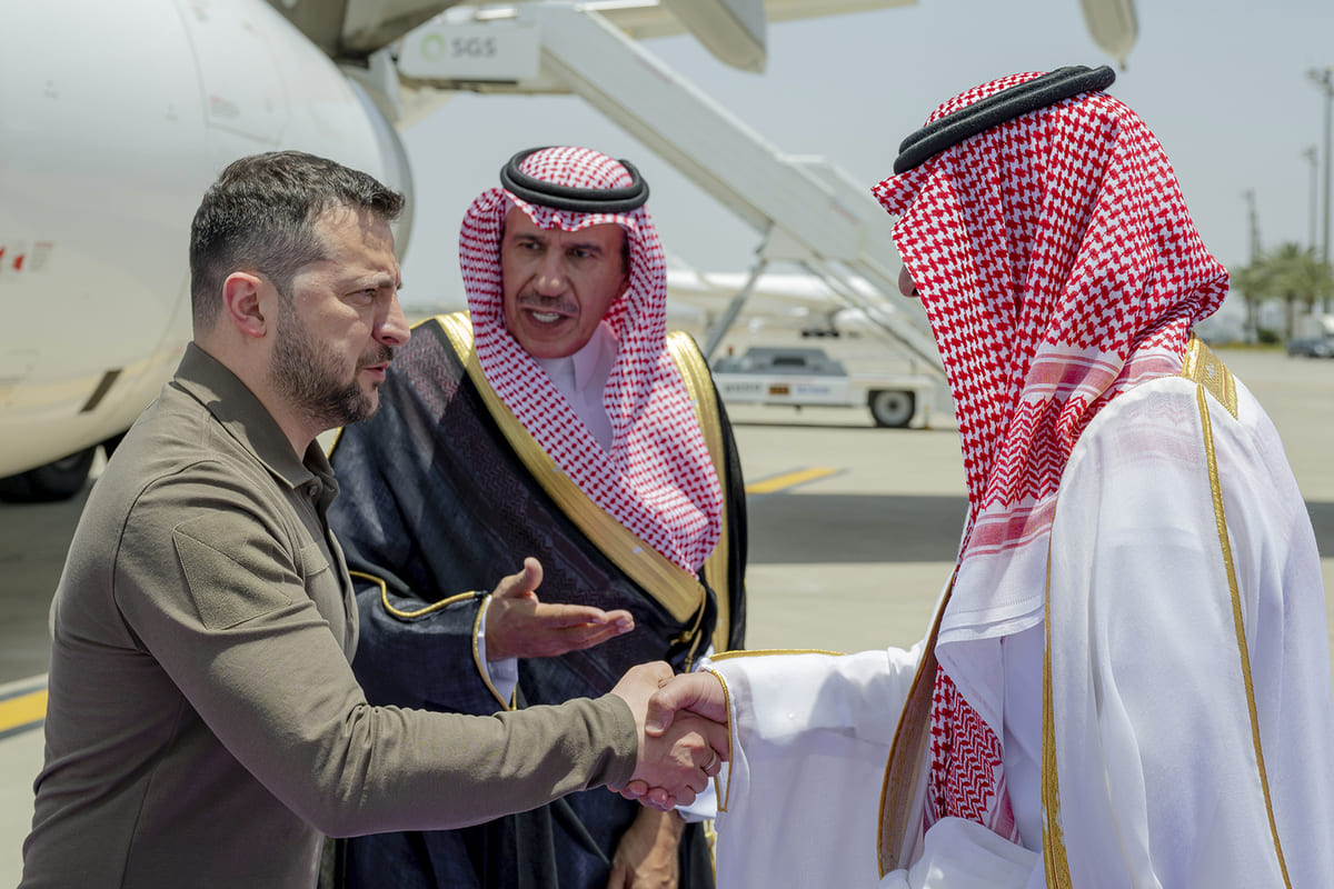 Zelensky a Gedda per il summit della Lega araba Zelensky a Gedda per il summit della Lega araba