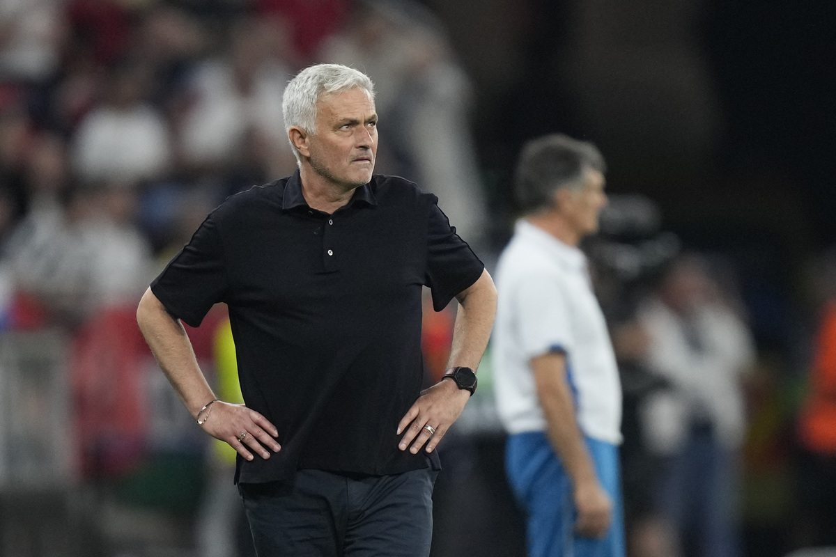 José Mourinho José Mourinho