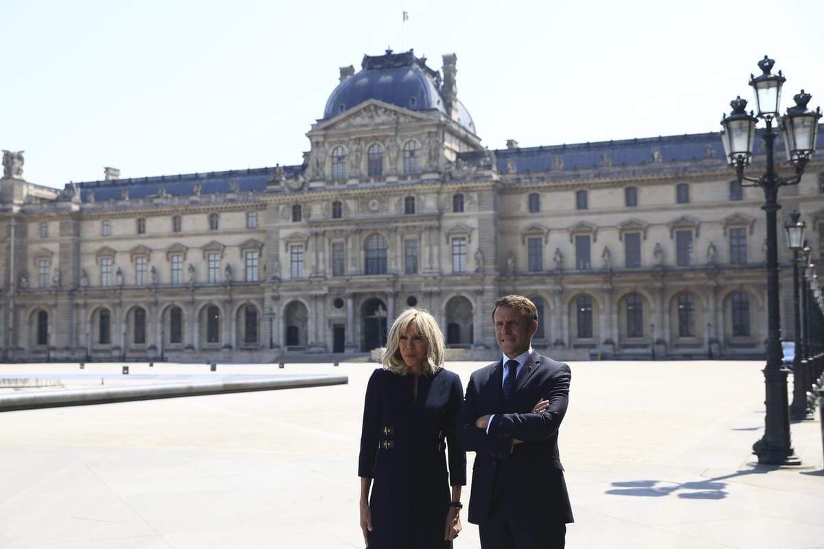 Mattarella e Macron al Louvre Mattarella e Macron al Louvre