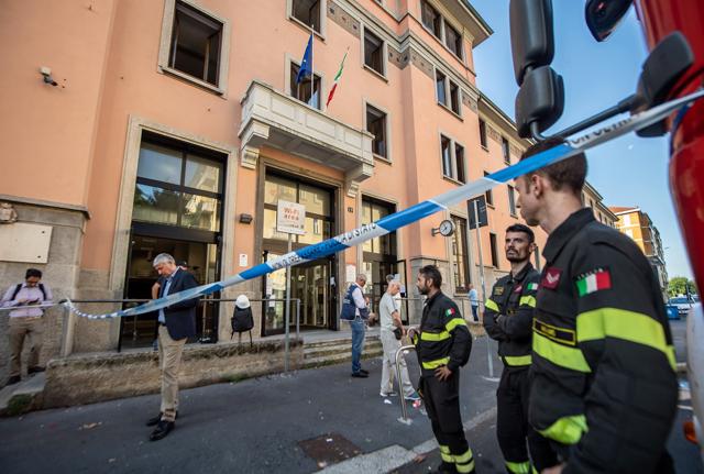 Milano, incendio in casa di riposo: sei morti
