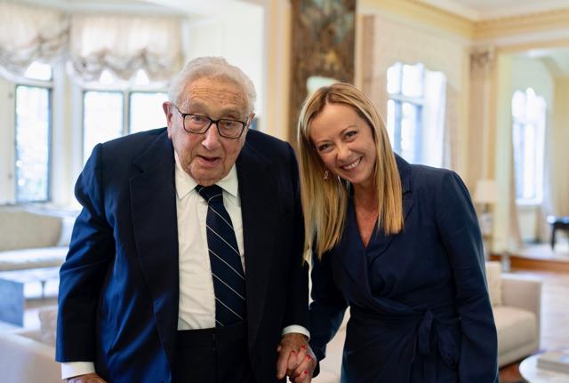 Meloni e Kissinger Meloni e Kissinger