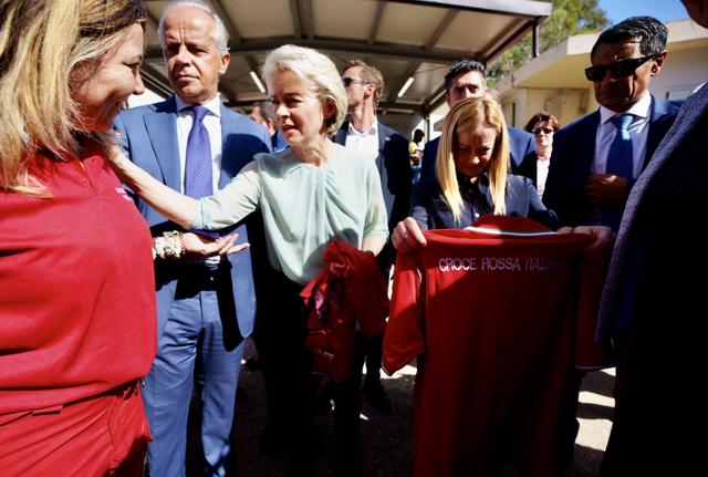 Ursula Van Der Leyen e Giorgia Meloni a Lampedusa Ursula Van Der Leyen e Giorgia Meloni a Lampedusa