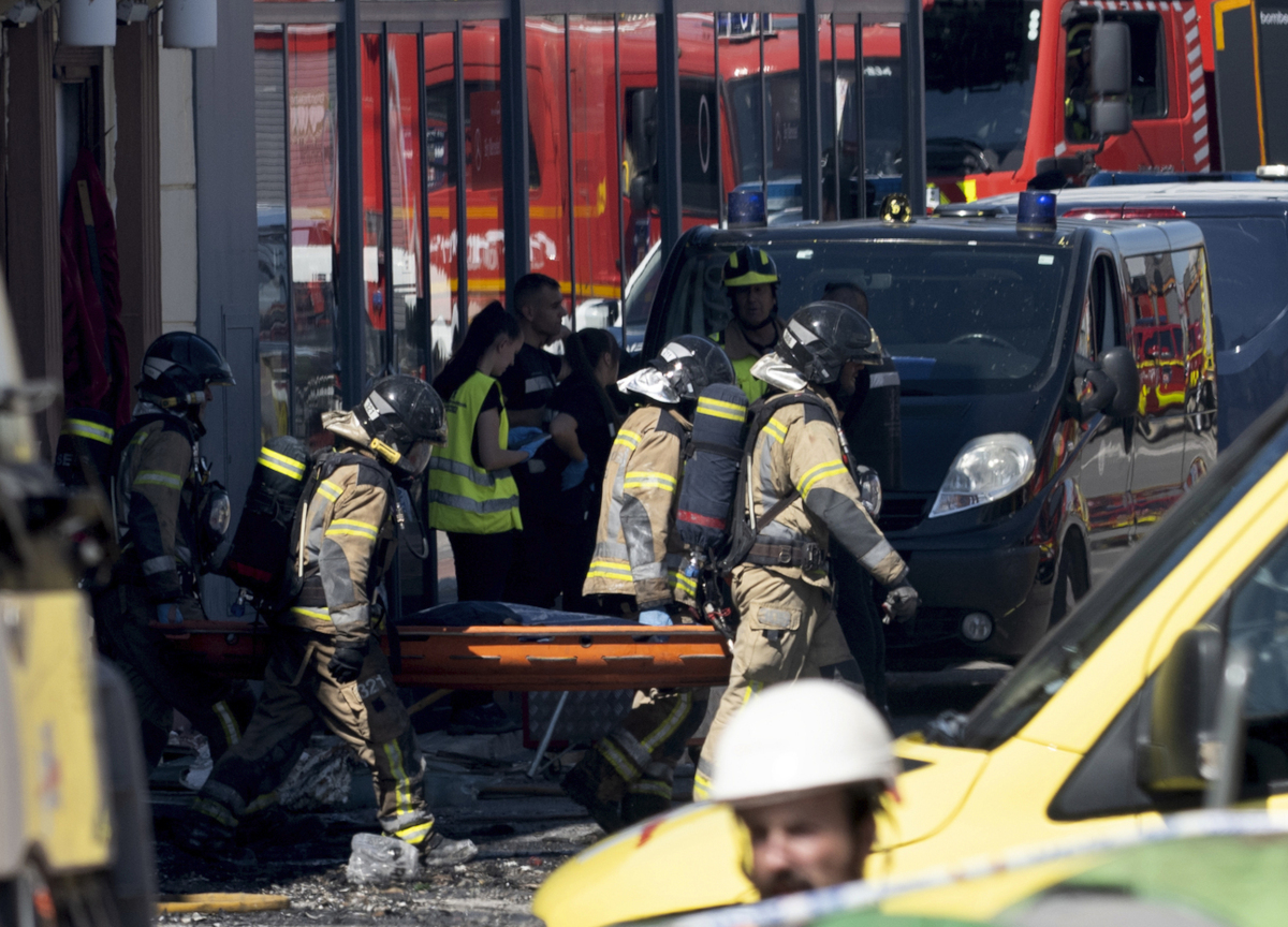 Murcia, incendio in una discoteca Murcia, incendio in una discoteca