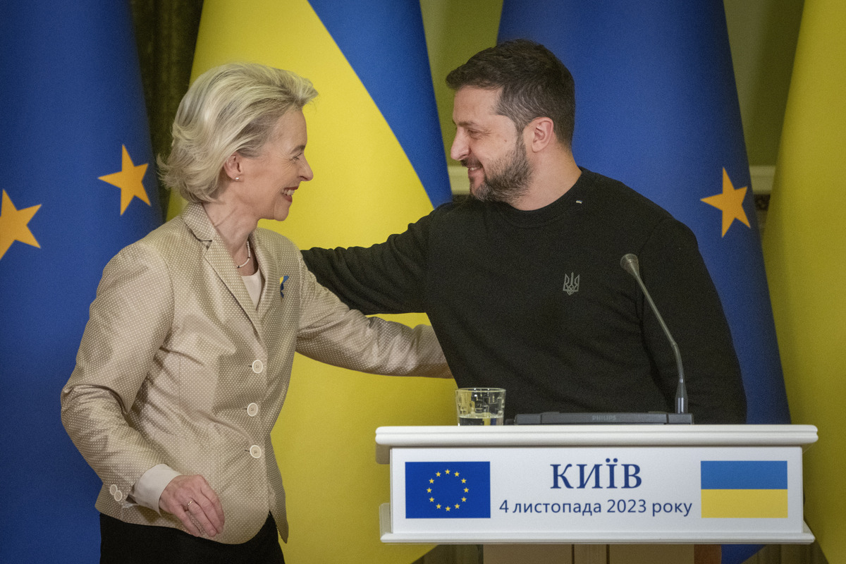 Zelensky e Ursula von der Leyen partecipano a una conferenza stampa a Kiev Zelensky e Ursula von der Leyen partecipano a una conferenza stampa a Kiev
