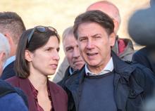 Pd diviso, Conte all'attacco: così "Giuseppi" punta alla leadership del centrosinistra. Schlein all'angolo