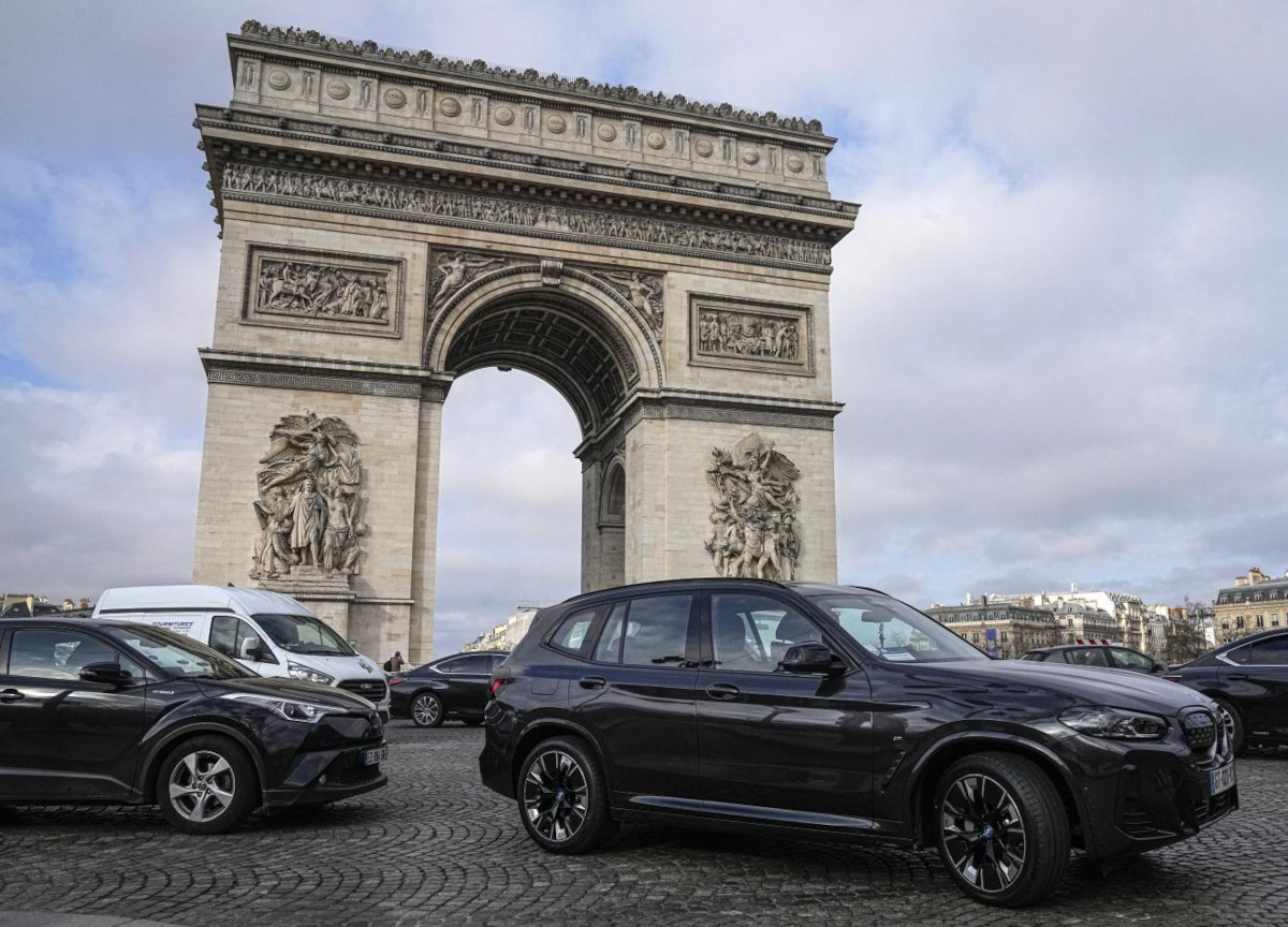 suv parigi