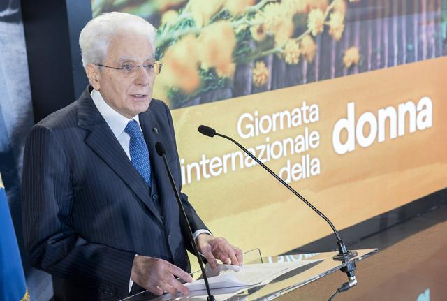 Il presidente Sergio Mattarella celebra la Giornata internazionale della donna al Quirinale Il presidente Sergio Mattarella celebra la Giornata internazionale della donna al Quirinale