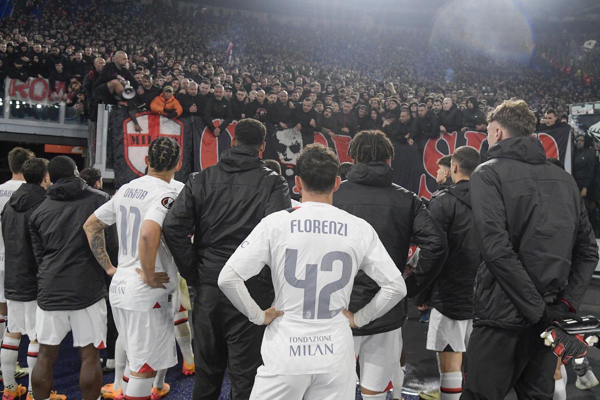Milan Curva tifosi giocatori