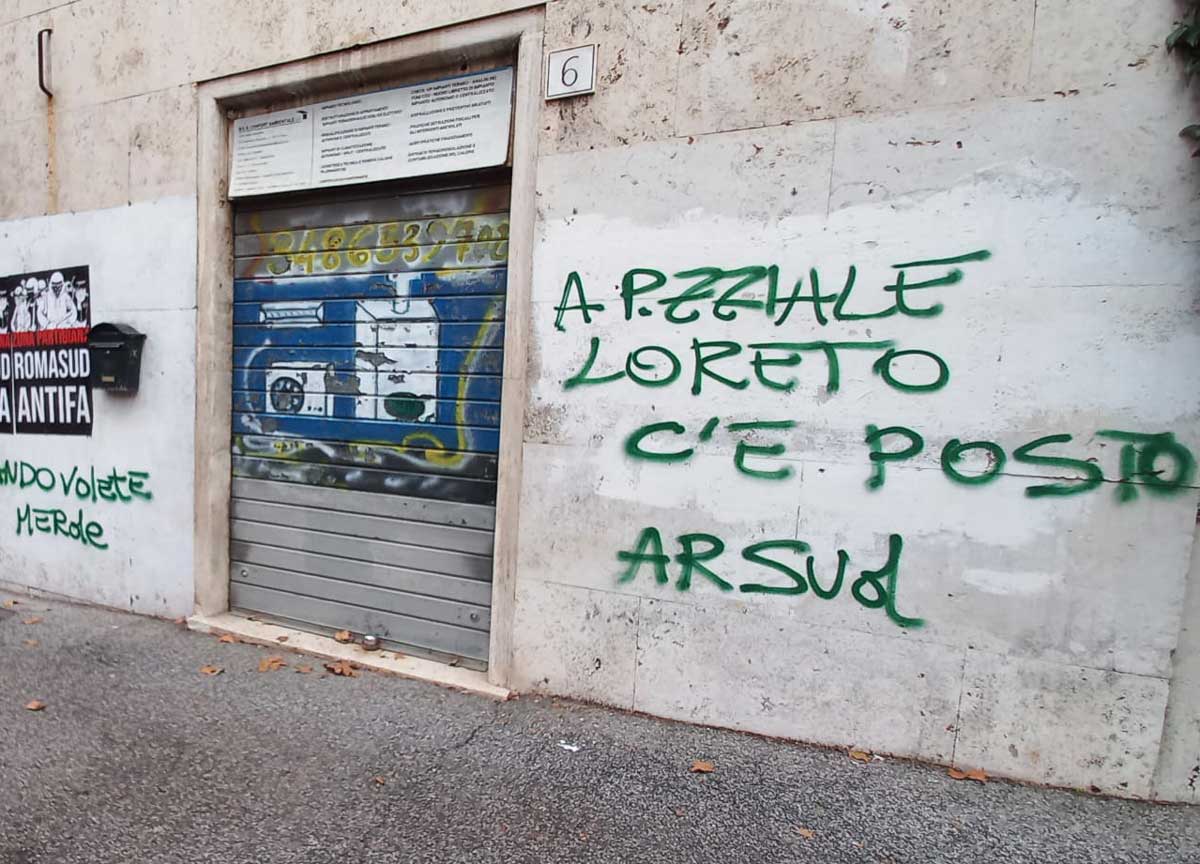 La sede di FdI alla Garbatella La sede di FdI alla Garbatella