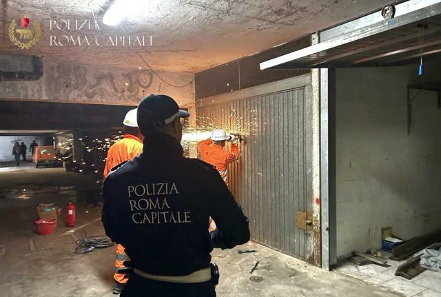 I controlli a Tor Bella Monaca I controlli a Tor Bella Monaca