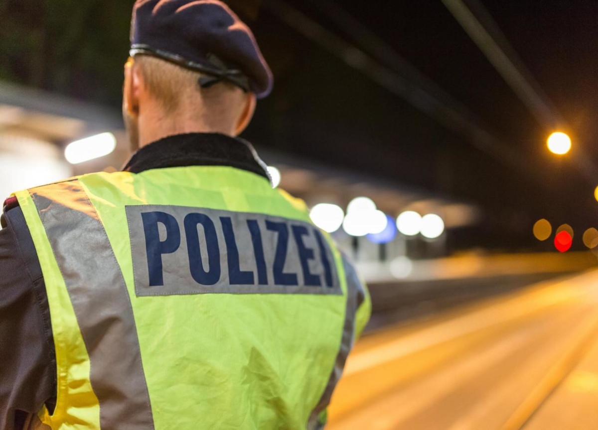 Agente polizia Austria Agente polizia Austria