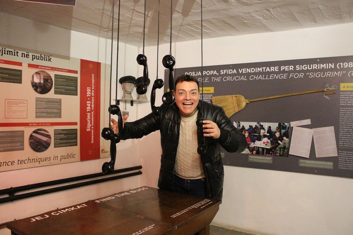 Igor Righetti all'interno del Bunk’art 2. Igor Righetti all'interno del Bunk’art 2.