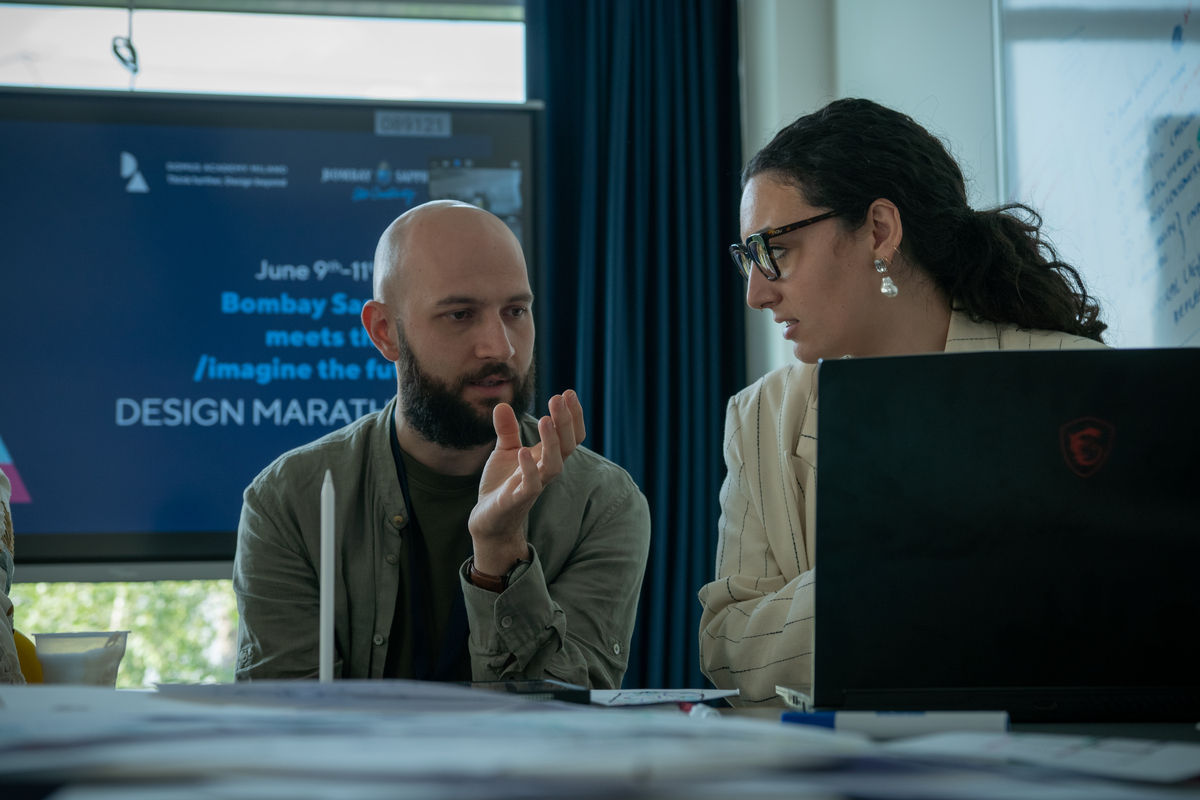 Bombay Sapphire e Domus Academy celebrano l'interazione tra AI e design Bombay Sapphire e Domus Academy celebrano l'interazione tra AI e design