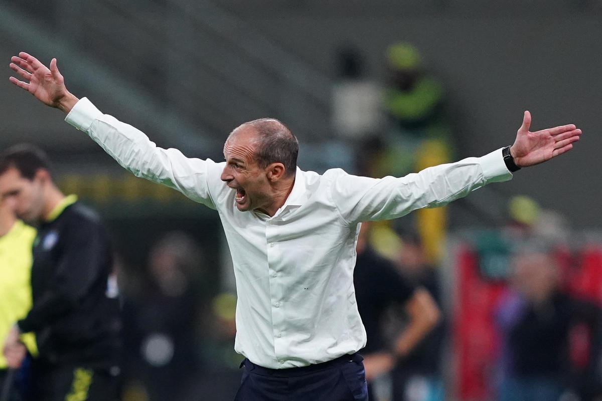 Milan-Juve, show di Allegri (foto Lapresse) Milan-Juve, show di Allegri (foto Lapresse)