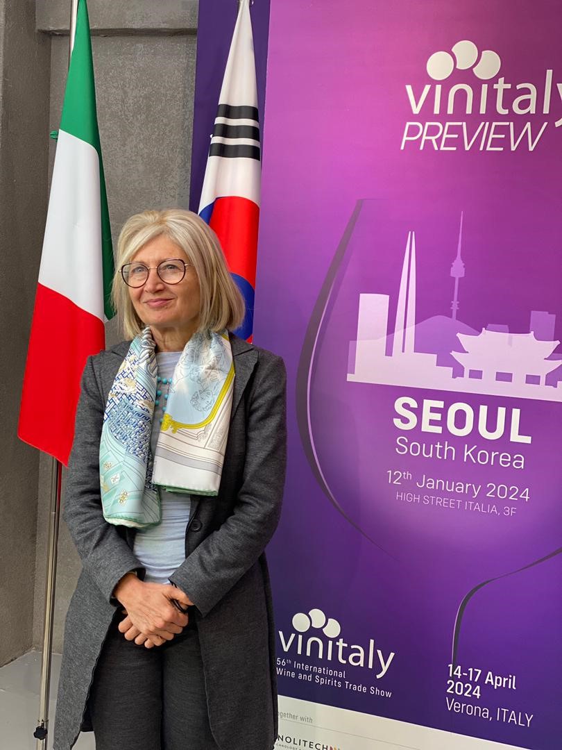 Ambasciatrice Italia a Seoul Emilia Gatto Ambasciatrice Italia a Seoul Emilia Gatto