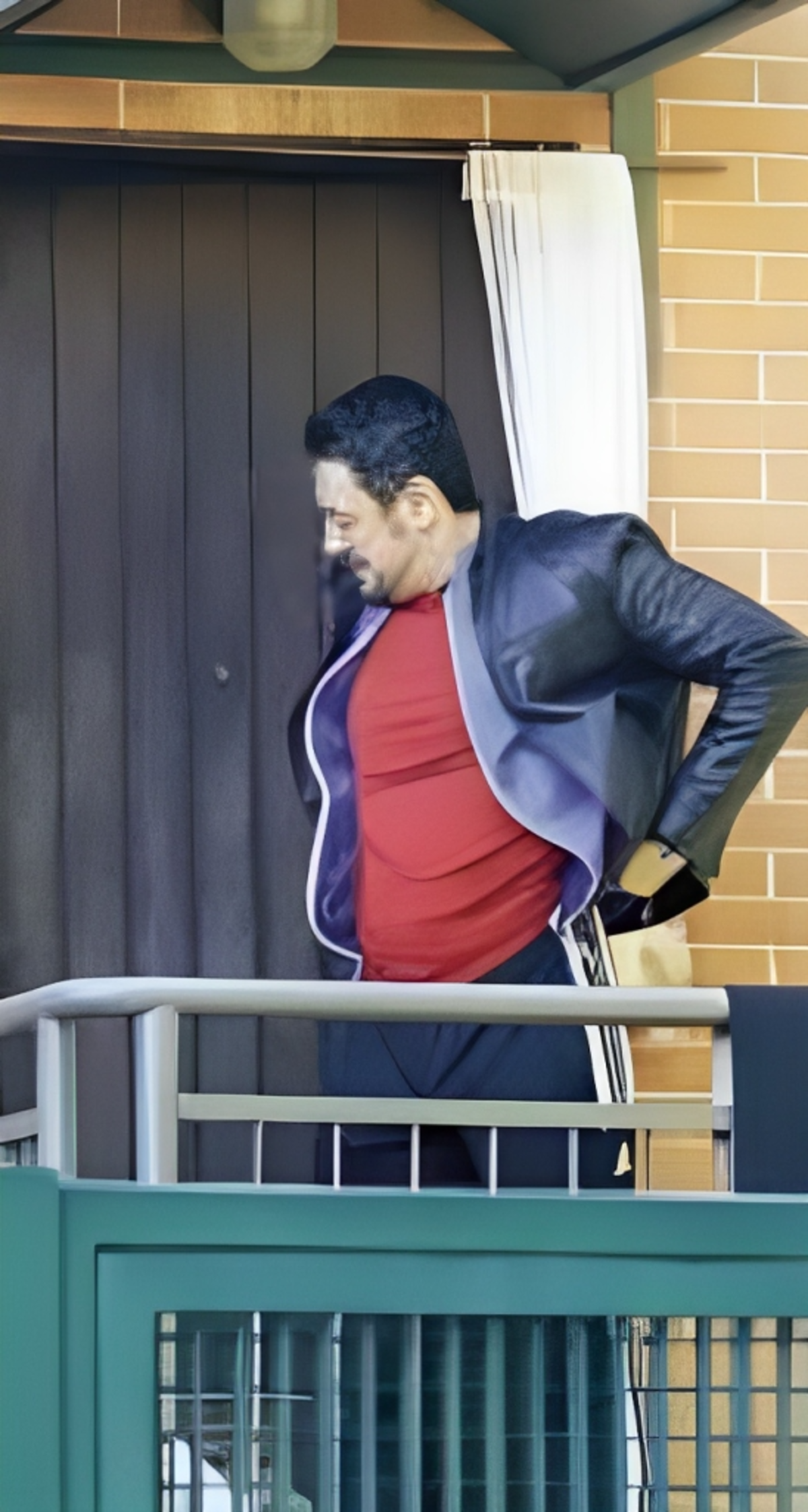 Andrea Giambruno trasloca Andrea Giambruno trasloca