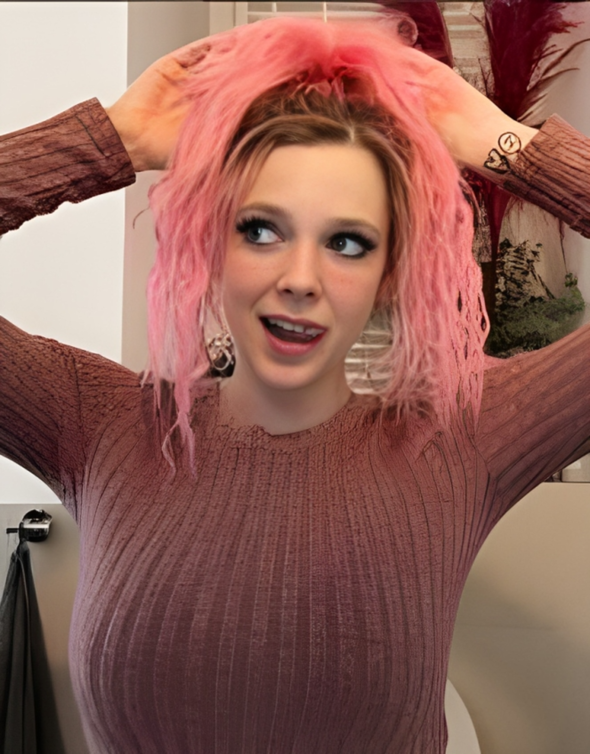 Anne Wuensche, la modella di Onlyfans che ha creato un bot virtuale Anne Wuensche, la modella di Onlyfans che ha creato un bot virtuale