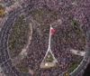 Un milione di persone sfilano a Varsavia contro il governo