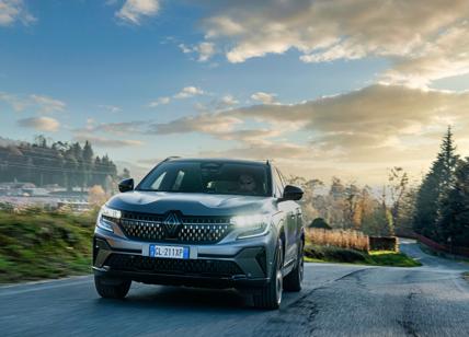 Renault Austral E-Tech Full Hybrid, consumi ridotti e piacere di guida