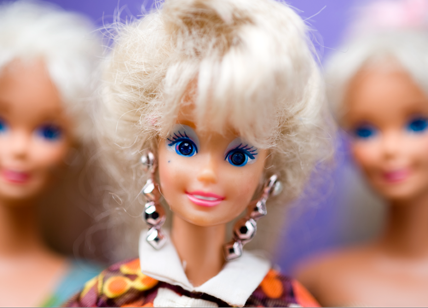 Barbie vs Burberry per il rebranding. Mattel: "Inaccettabile copiatura"